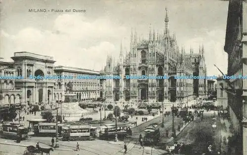 R597454 Milano Piazza del Duomo 1749 Trust della Cartolina Illustrata Milano Cen