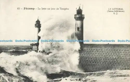 R597477 42 Fecamp La Jetee un jour de Tempete Le Littoral Seine Inferieure L J C