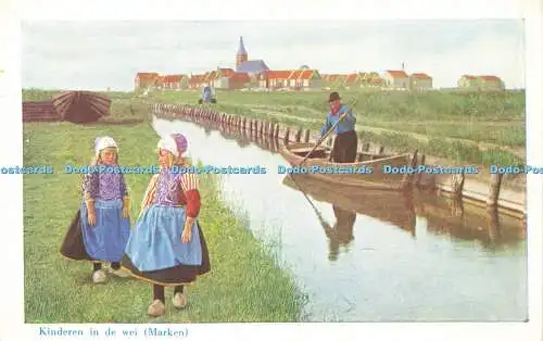 R593609 Marken Kinderen in de Wei D B M 52