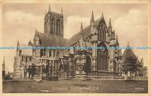 R595742 Lincoln Cathedral S E 25626 Friths Serie