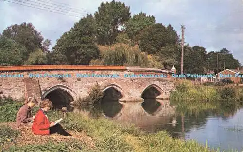 R593693 Hadleigh Toppesfield Bridge Ernest Joyce Plastichrome A J Howard 1967