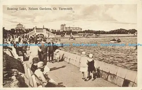 R593717 Gt Yarmouth Nelson Gardens Boating Lake 1933