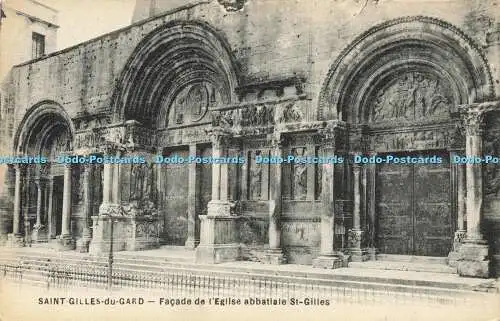 R597904 Saint Gilles du Gard Facade de lEglise abbatiale St Gilles