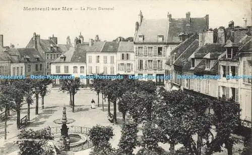 R593759 Montreuil sur Mer La Place Darnetal M T