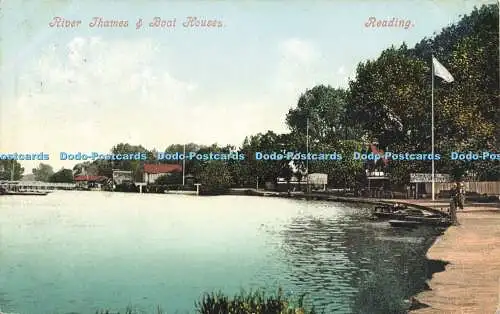 R594359 Reading River Thames and Boat Houses 1909