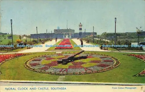 R598504 Southsea Floral Clock and Castle M and L National Series 1970