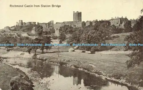 R598507 Richmond Castle aus Station Bridge Valentines Serie