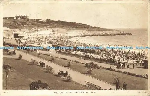 R602368 Nells Point Barry Island Tuck