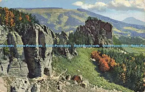 R601322 Unbekannter Ort Landschaft Klippen Berge Bäume Photochromie Serie 104 Nr