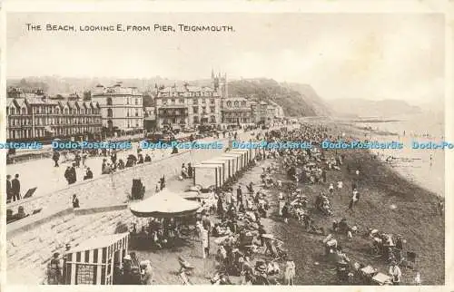 R608488 Teignmouth The Beach Looking E from Pier W H S 1926