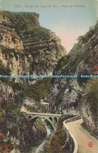 R610591 Gorges du Loup Pont de l Abime Giletta Wiedervereinigungen von Nancy