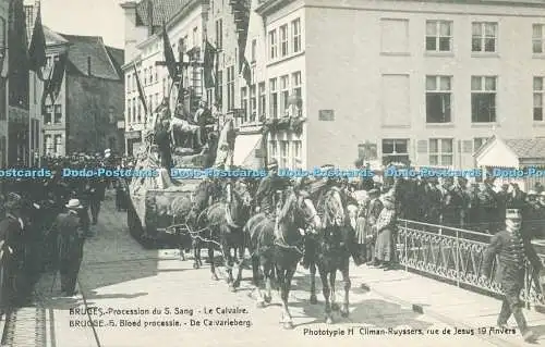 R608597 Brügge Procession du S Sang Le Calvaire H Climan Ruyssers