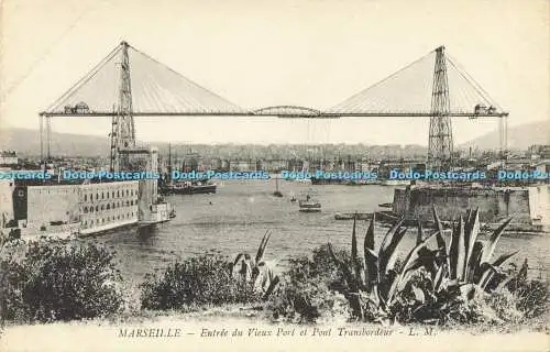 R608723 Marseille Entree du Vieux et Pont Transbordeur L M