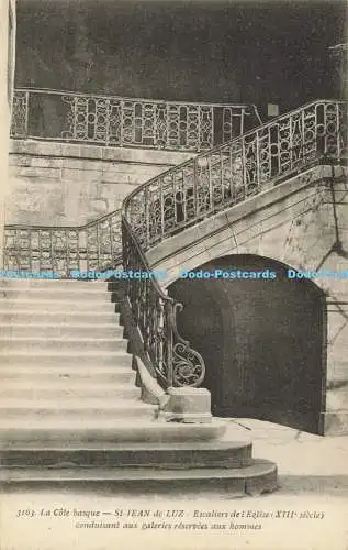 R610958 La Cote Basque St Jean de Luz Escalier de l Eglise XIII siecle Conduisan