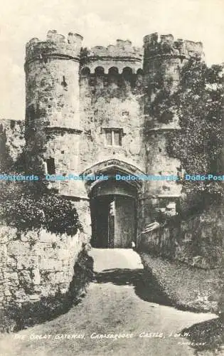 R604429 I o W Carisbrooke Castle The Great Gateway T Piper