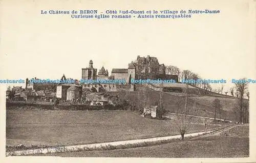 R607207 Le Chateau de Biron Cote Sud Ouest et le village de Notre Dame Curieuse