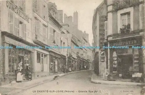 R612220 La Charite sur Loire Nievre Grande Rue No 1 C Perrot