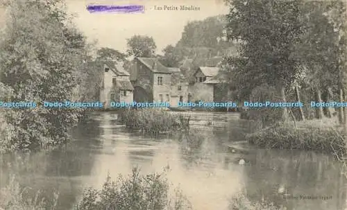 R612461 Les Petits Moulins Fontaine Segret 1916