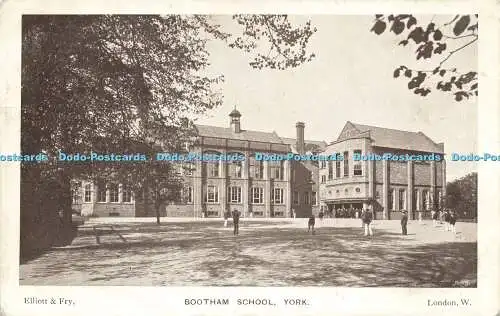 R612752 Elliott and Fry Bootham School York London W