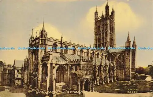 R613757 Gloucester Cathedral S W 32087 Friths Serie 1957