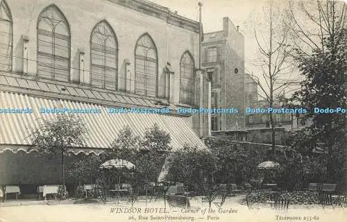 R621738 Windsor Hotel Corner of Garden 26 Rue Saint Petersbourg Paris
