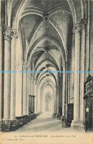 R619331 29 Cathedrale de Chartres Bas cote droit de la Nef G Foucault