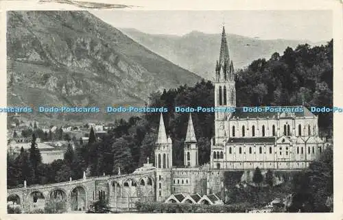 R621815 4 Lourdes La Basilique et le Pic du Jer P D P Doucet 1949