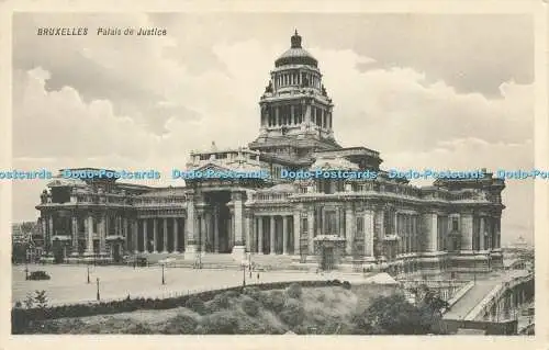 R621867 Bruxelles Palais de Justice H P Grand place