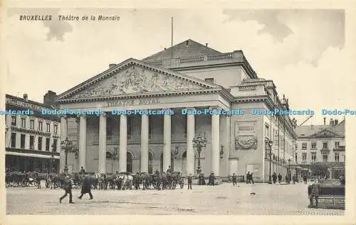 R617841 Bruxelles Theatre de la Monnaie H P grand place