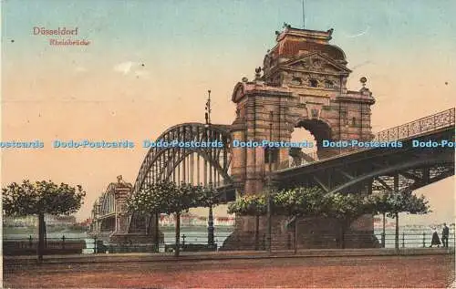 R617851 Düsseldorf Rheinbrücke