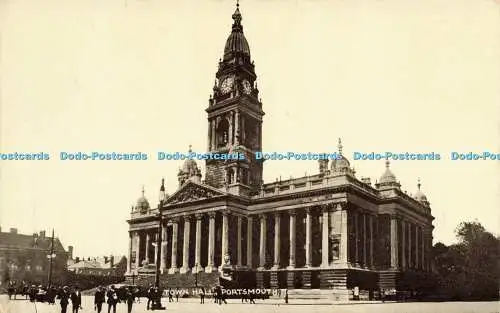 R622521 Town Hall Portsmouth M and Co