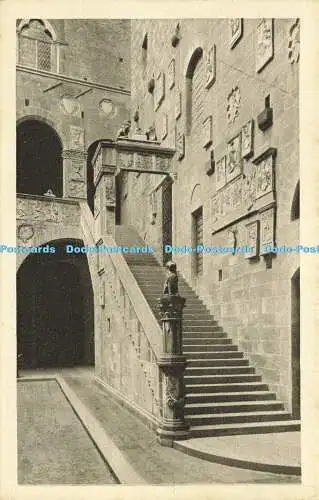 R620172 Firenze Palazzo Pretorio o del Podesta ora R Museo Nazionale La scala ne