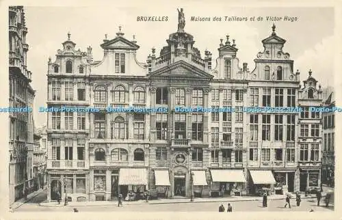 R618148 Bruxelles Maisons des Tailleurs et de Victor Hugo H P Grand place