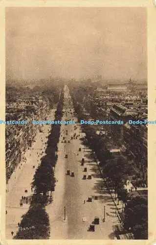 R620329 20 Paris Champs Elysees Avenue from Triumph Arch Manon LAvenue des Cha