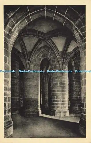 R620375 34 Abbaye du Mont Saint Michel Crypte des gros piliers Serv Commercial M