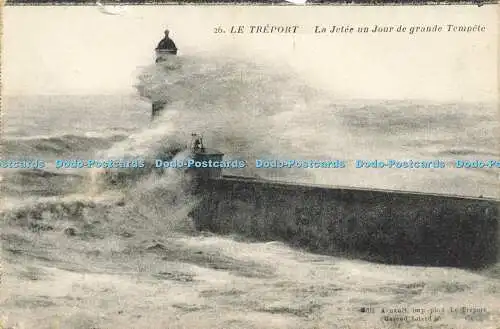 R618473 26 Le Treport La Jetee un Jour de grande Tempete Arnault