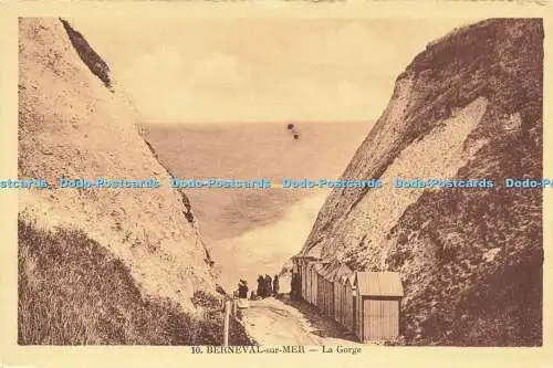 R623217 10 Berneval sur Mer La Gorge