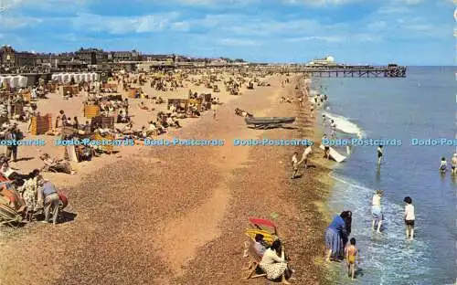 R616350 Beach Gt Yarmouth 1963