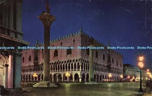 R616375 Venezia Herzogspalast bei Nacht 1962