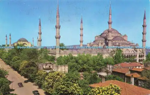 R616926 Sultan Ahmet Moschee Blaue Moschee und Sophienheilige Istanbul Türkei Ercan G