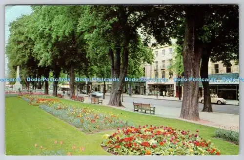 R740376 Cheltenham Long Garden and Promenade E T W Dennis Scarborough