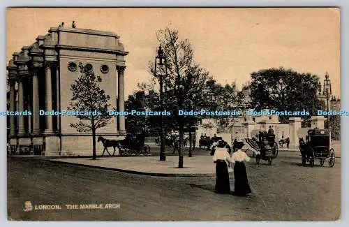 R738264 London The Marble Arch Tuck Town and City 2001