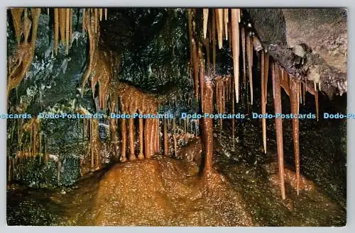 R740656 Castleton Stalagmit Formations Treak Cliff Cavern Colin Richardson Prin