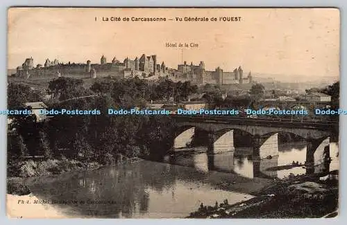 R739085 La Cite de Carcassonne Vue Generale de l Ouest Hotel de la Cite Michel L