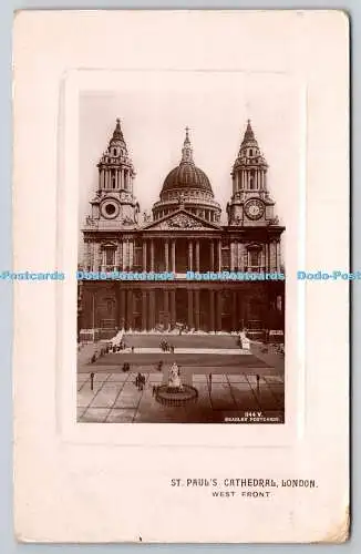 R739643 London St Paul Cathedral West Front J Beagles