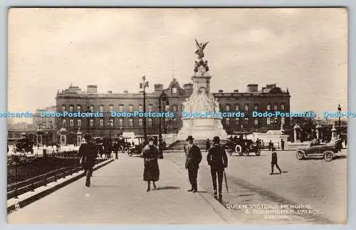 R742150 London Queen Victoria Memorial und Buckingham Palace Raphael Tuck und so