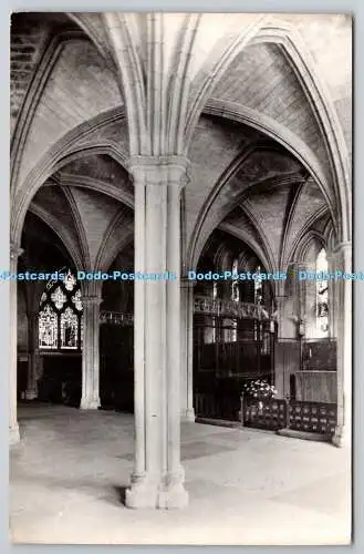 R742844 Southwark Cathedral The Retro Choir late 13th century Raphael Tuck and