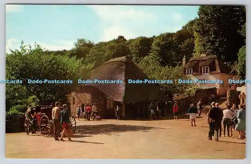 R738821 Torquay Cockington Forge J Salmon Sevenoaks Cameracolour Postkarte England