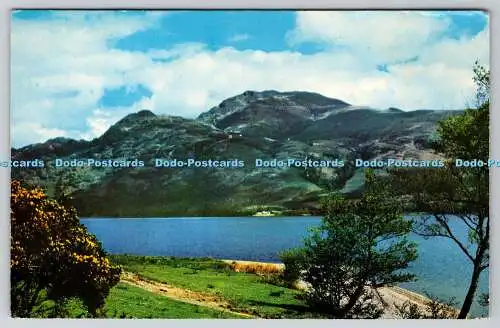 R743574 Loch Lomond und Ben Lomond aus der Nähe von Luss E T W Dennis Scarborough