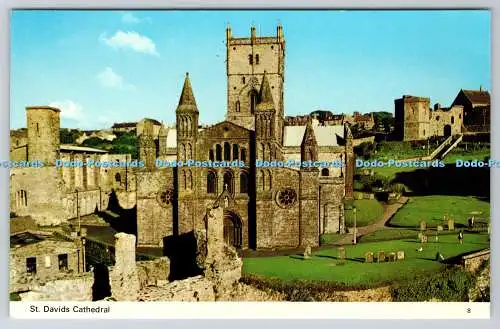 R743875 St Davids Cathedral Robert O Evans St Davids Post Roe Card E T W Dennis